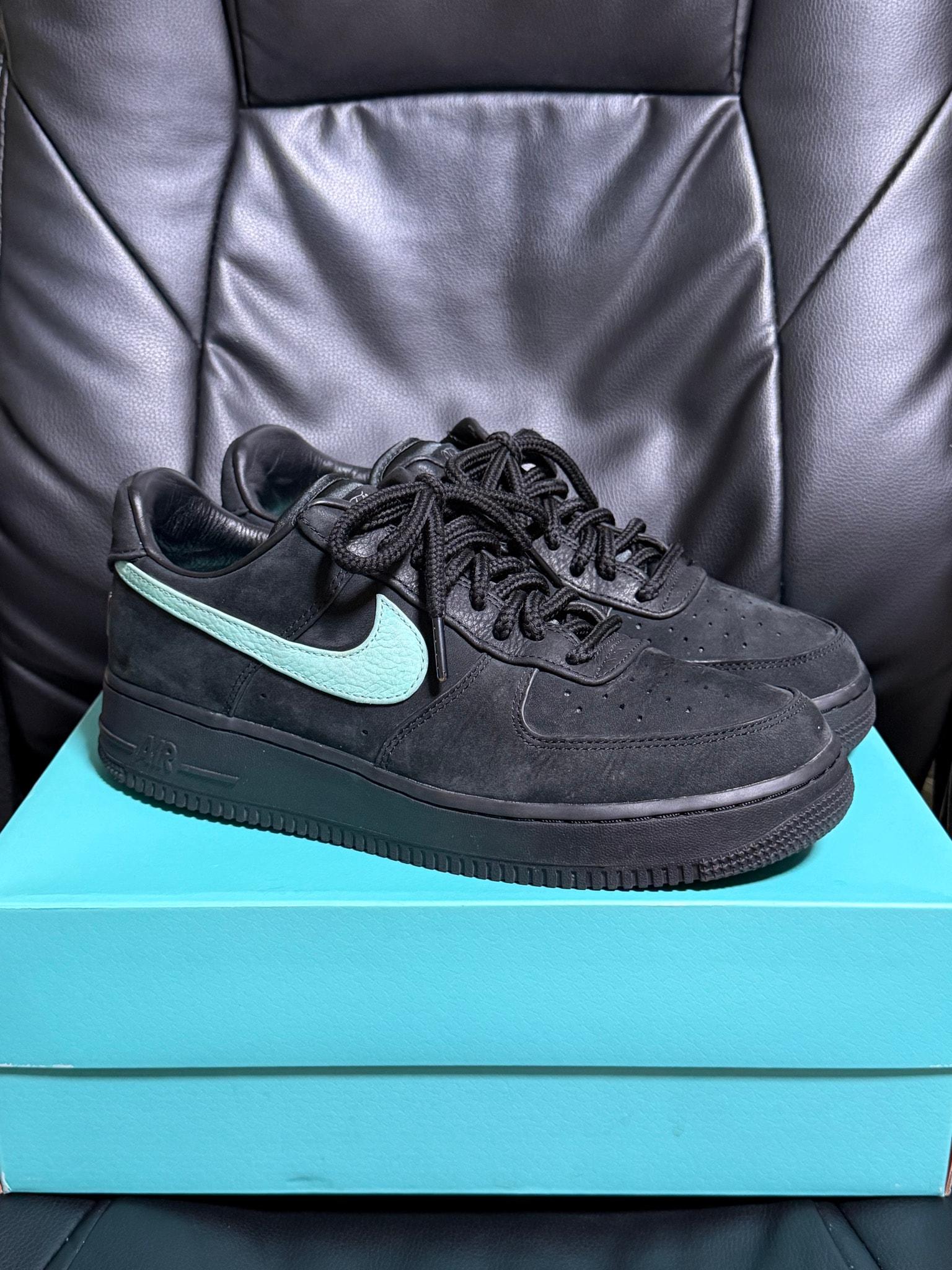Tiffany & Co. × Nike Air Force 1 Low "1837"