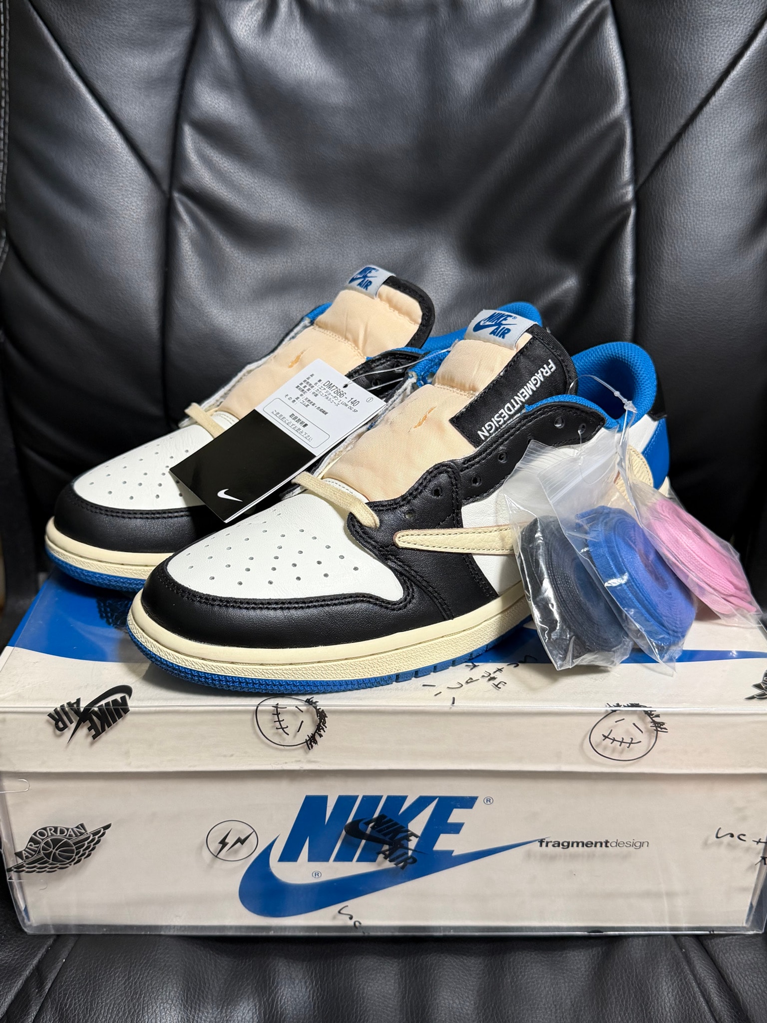 Travis Scott × fragment design × Nike Air Jordan 1 Low OG SP "Military Blue"