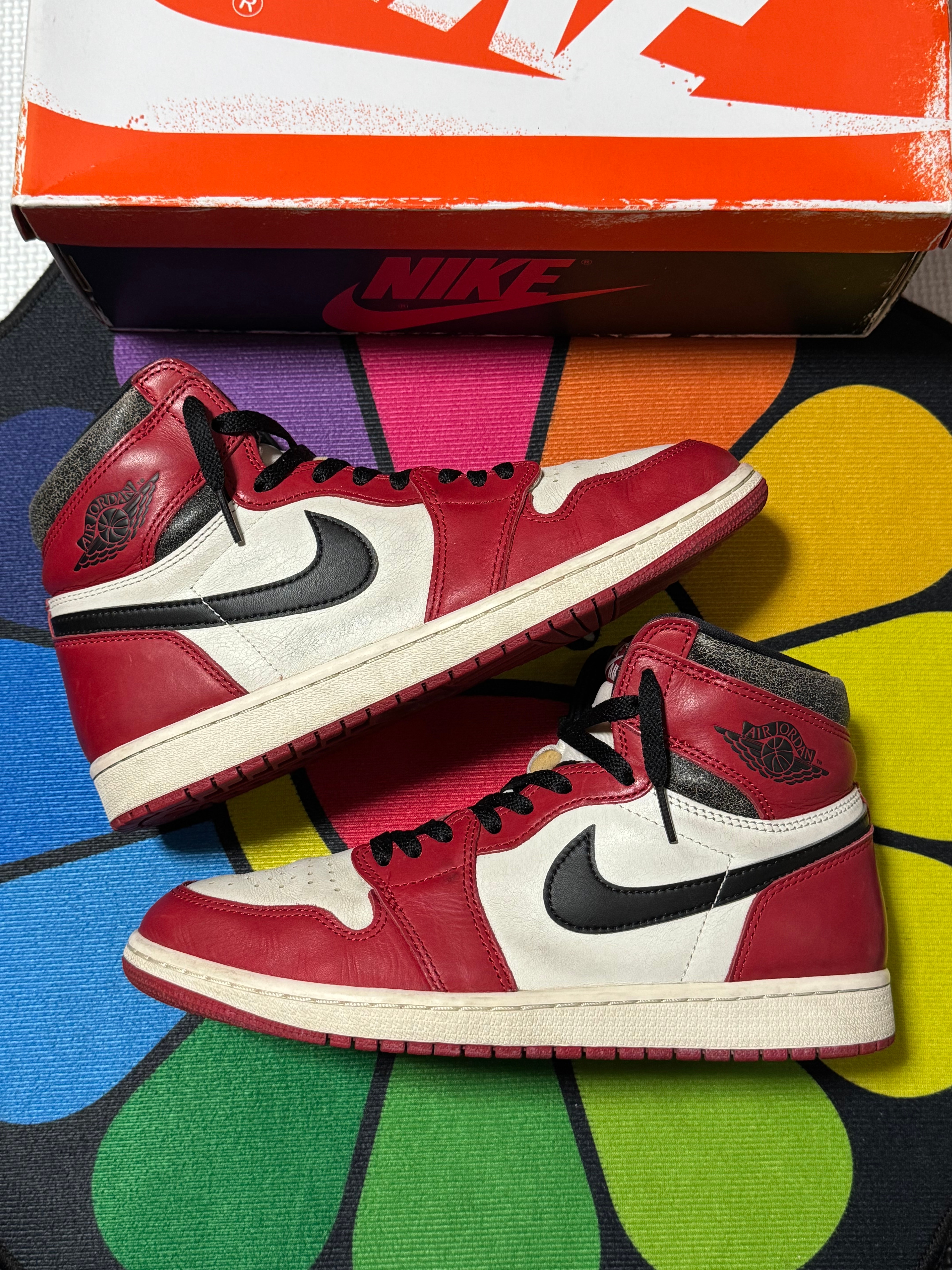 Nike Air Jordan 1 High OG "Lost & Found/Chicago"