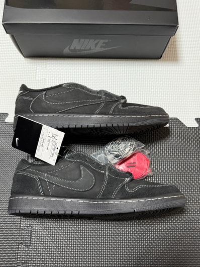 Travis Scott × Nike Air Jordan 1 Low OG SP "Black Phantom"