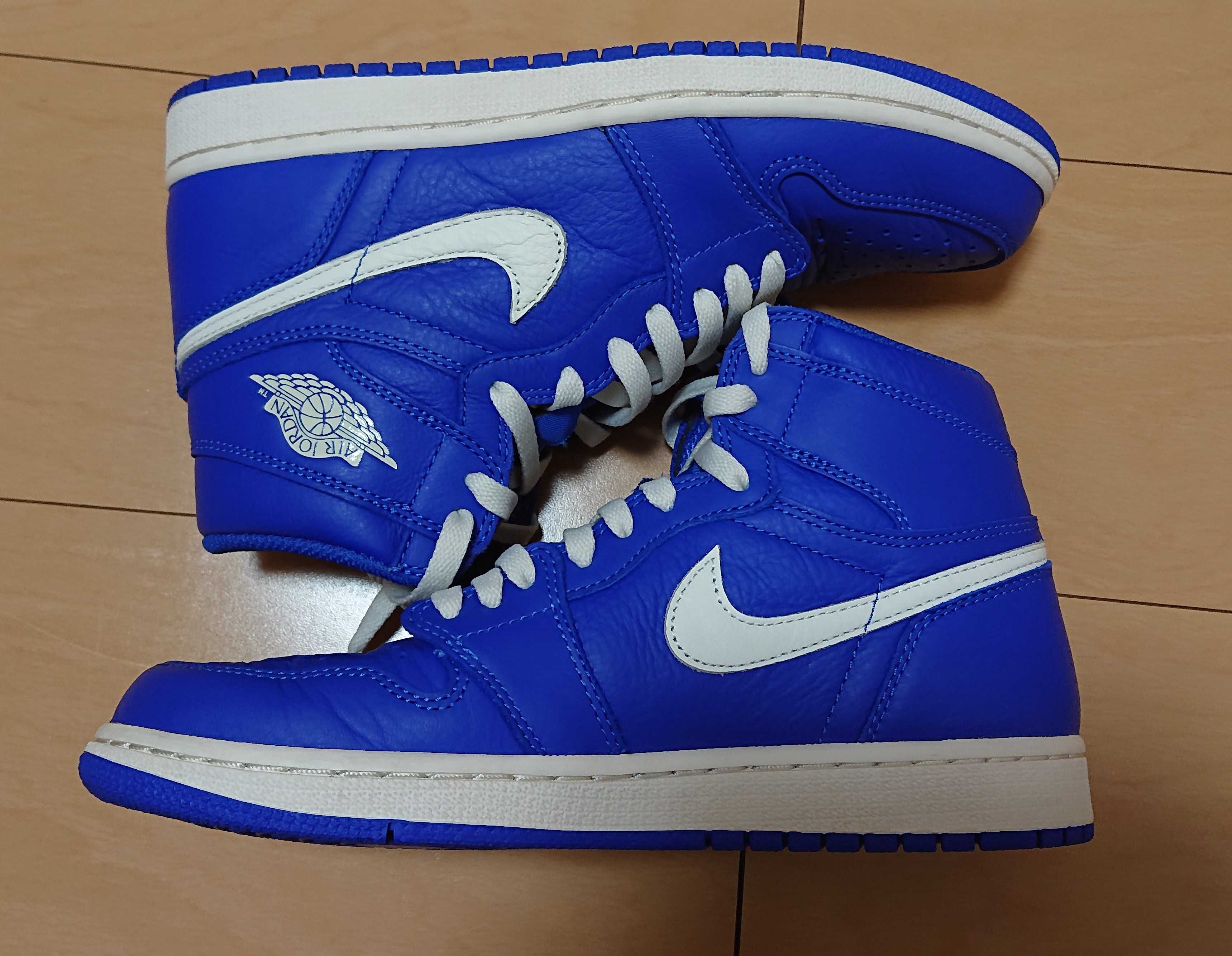 NIKE AIR JORDAN 1 RETRO HIGH "HYPER ROYAL"
