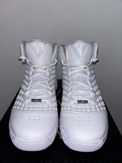Nike Kobe 3 Protro "Halo" (HM4351-100/HQ9153-100)