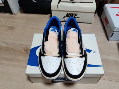 Travis Scott × fragment design × Nike Air Jordan 1 Low OG SP "Military Blue"