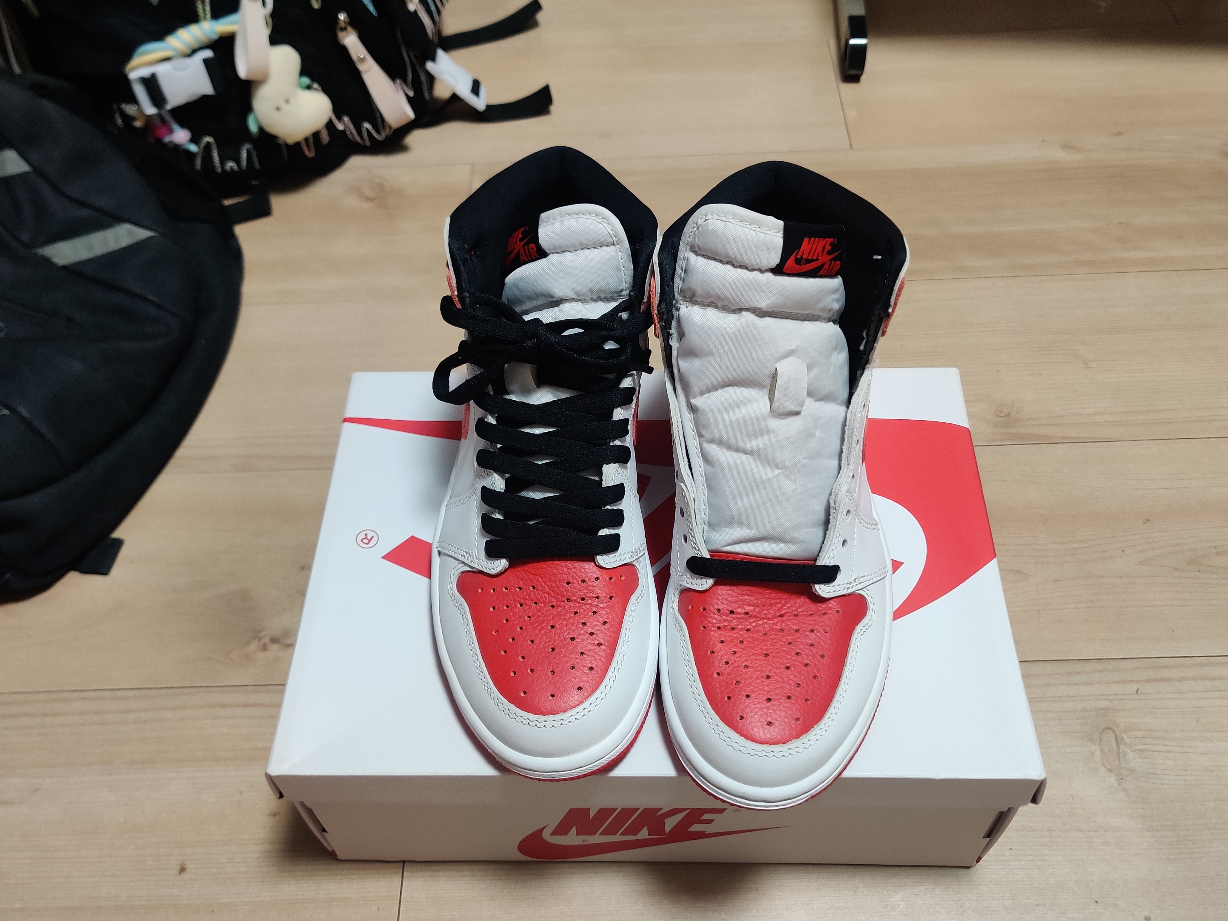 Nike Air Jordan 1 High OG "Heritage"