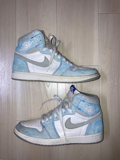 Nike Air Jordan 1 High OG "Hyper Royal"