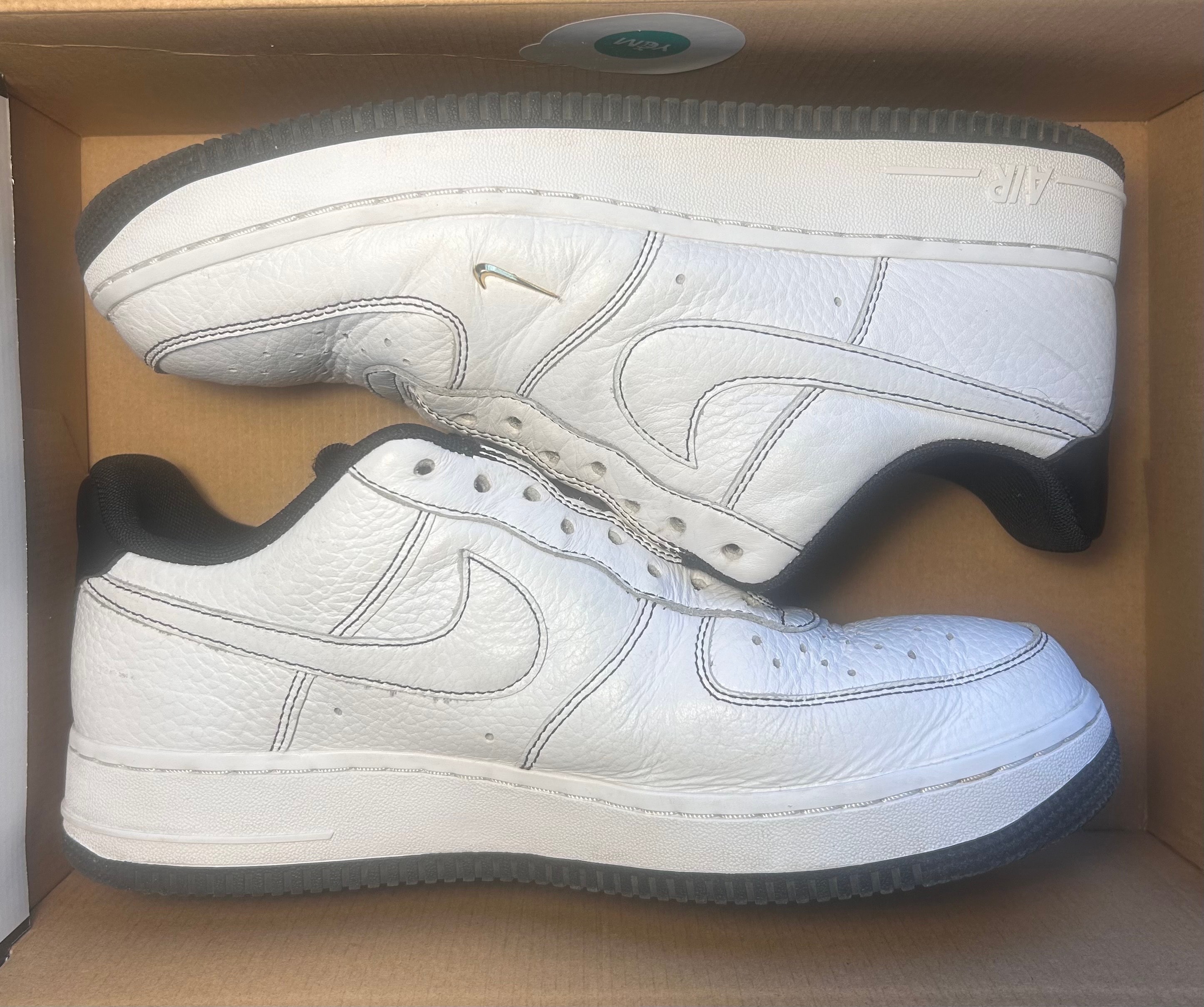 Nike Women's Air Force 1 '07 Mini Jewel "White/Metallic Gold/Black"