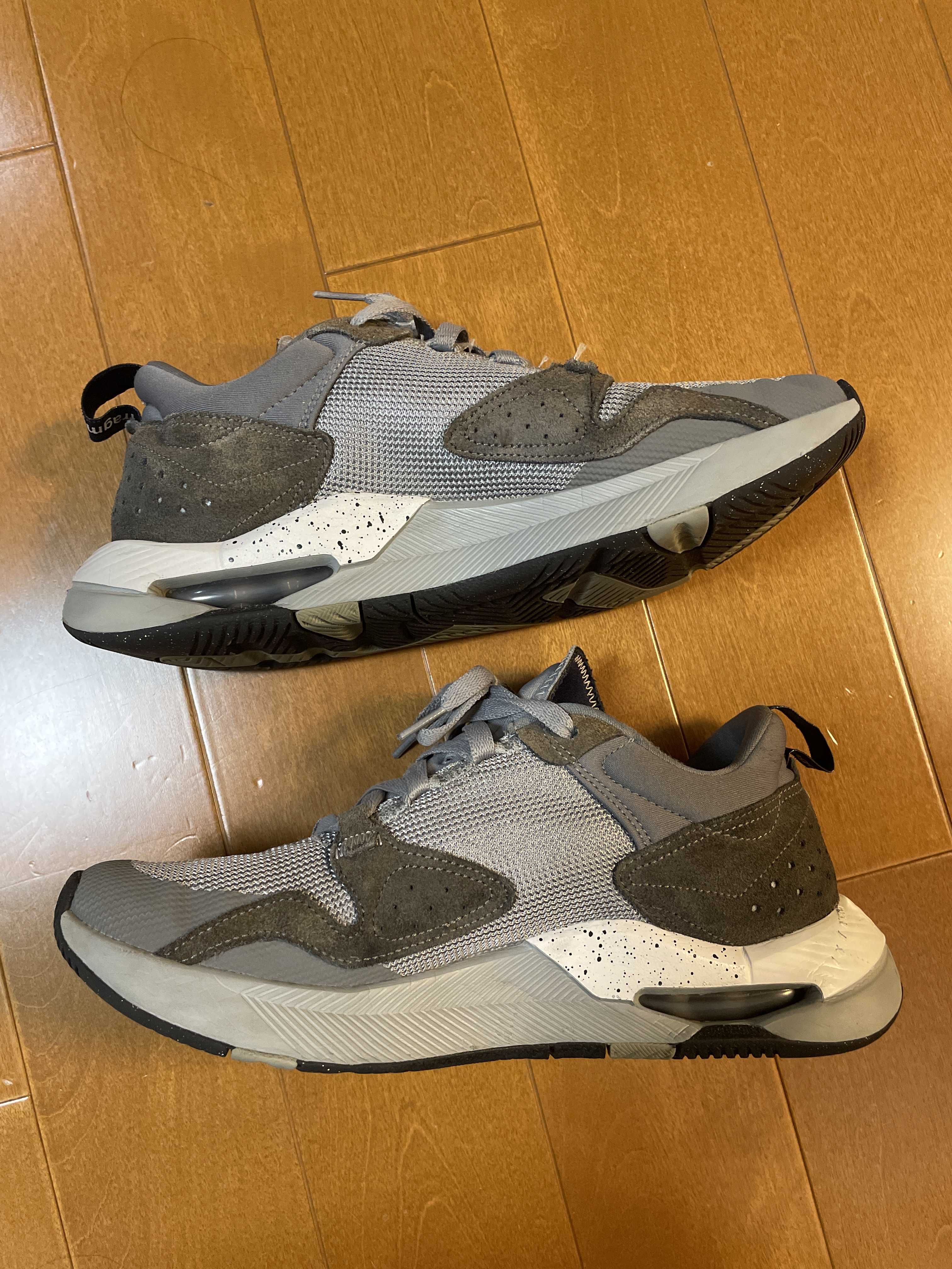FRAGMENT × JORDAN AIR CADENCE PARTICLE GREY