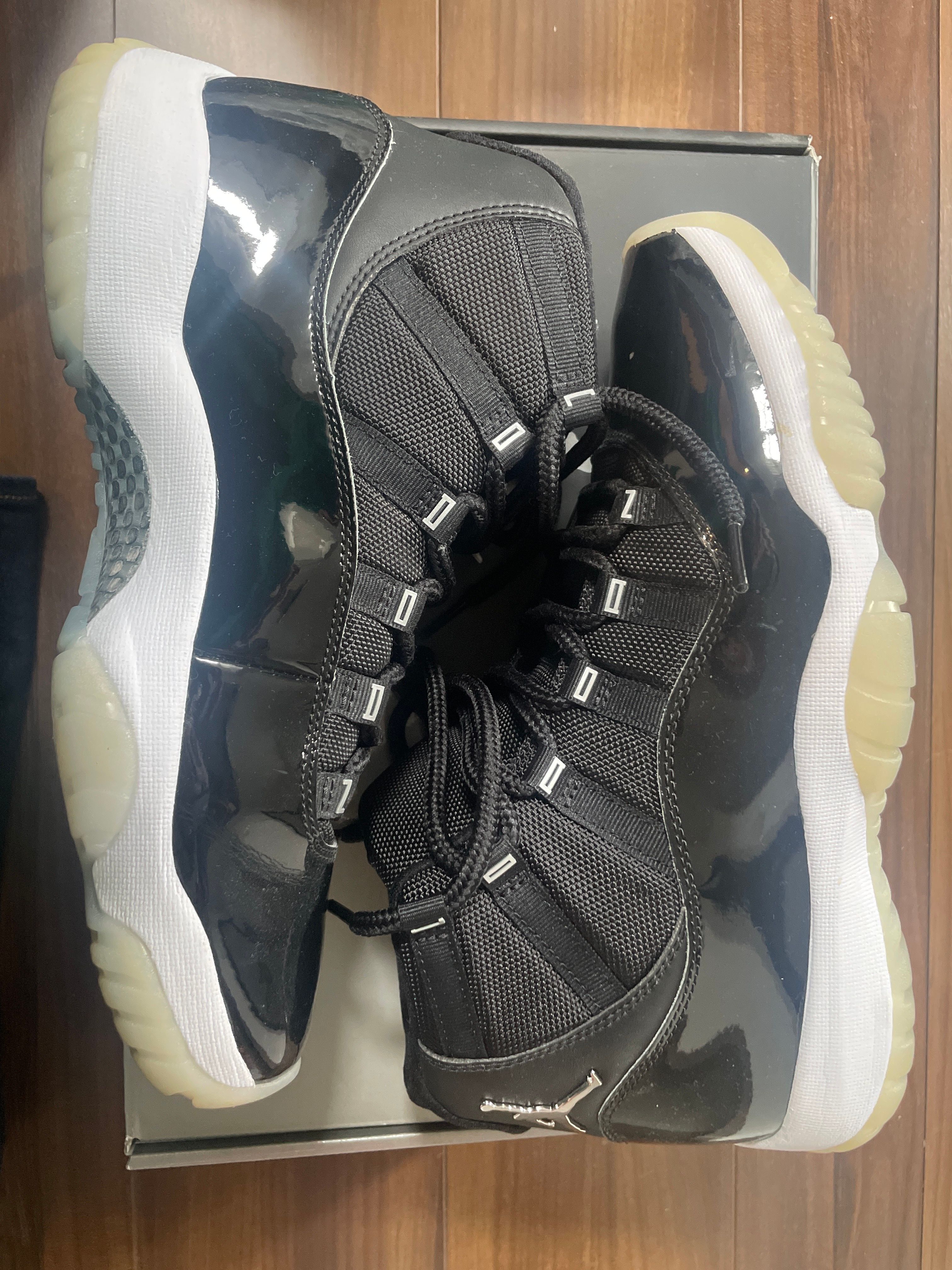 Nike Air Jordan 11 "Jubilee"