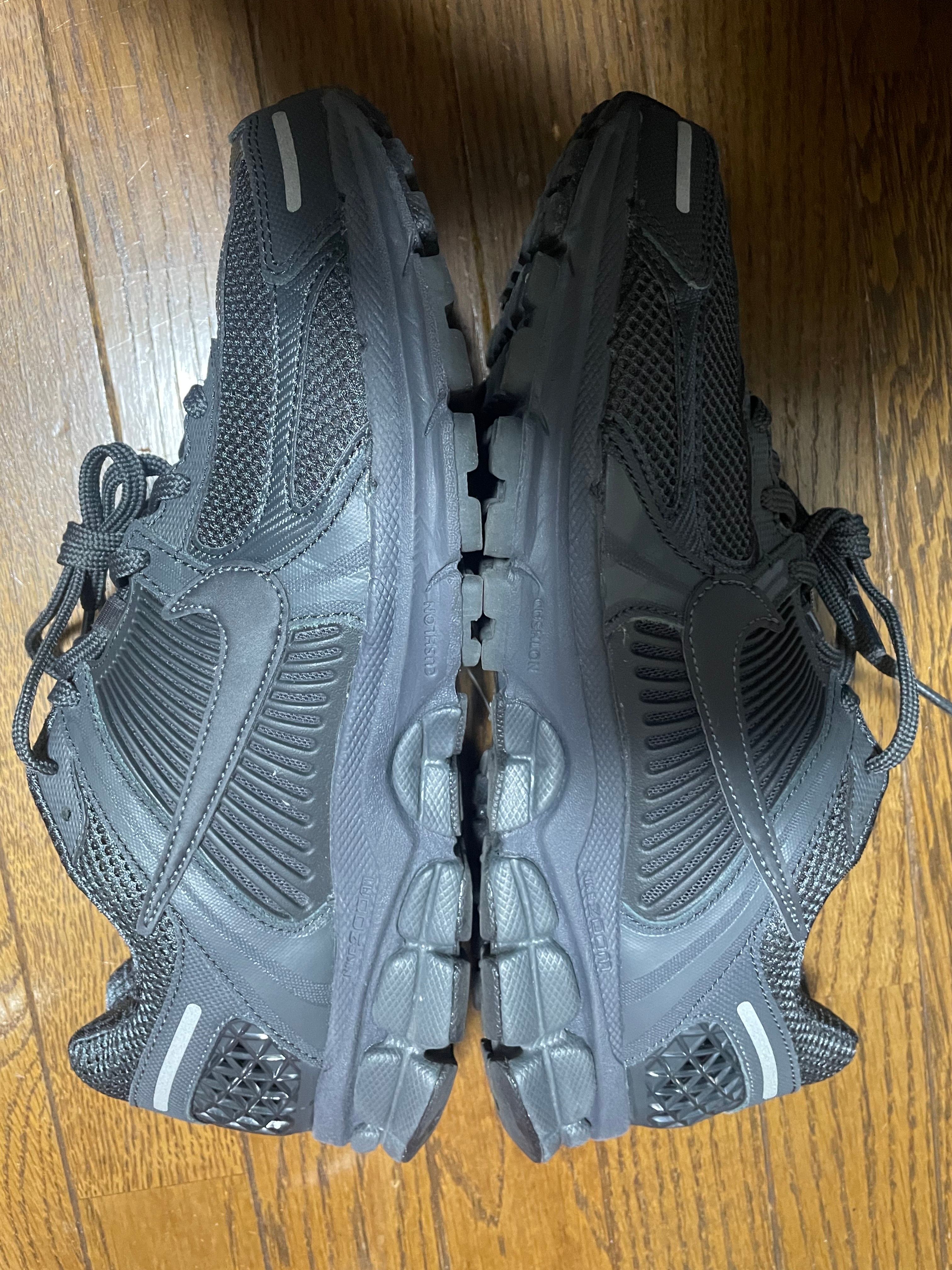 Nike Zoom Vomero 5 "Anthracite"
