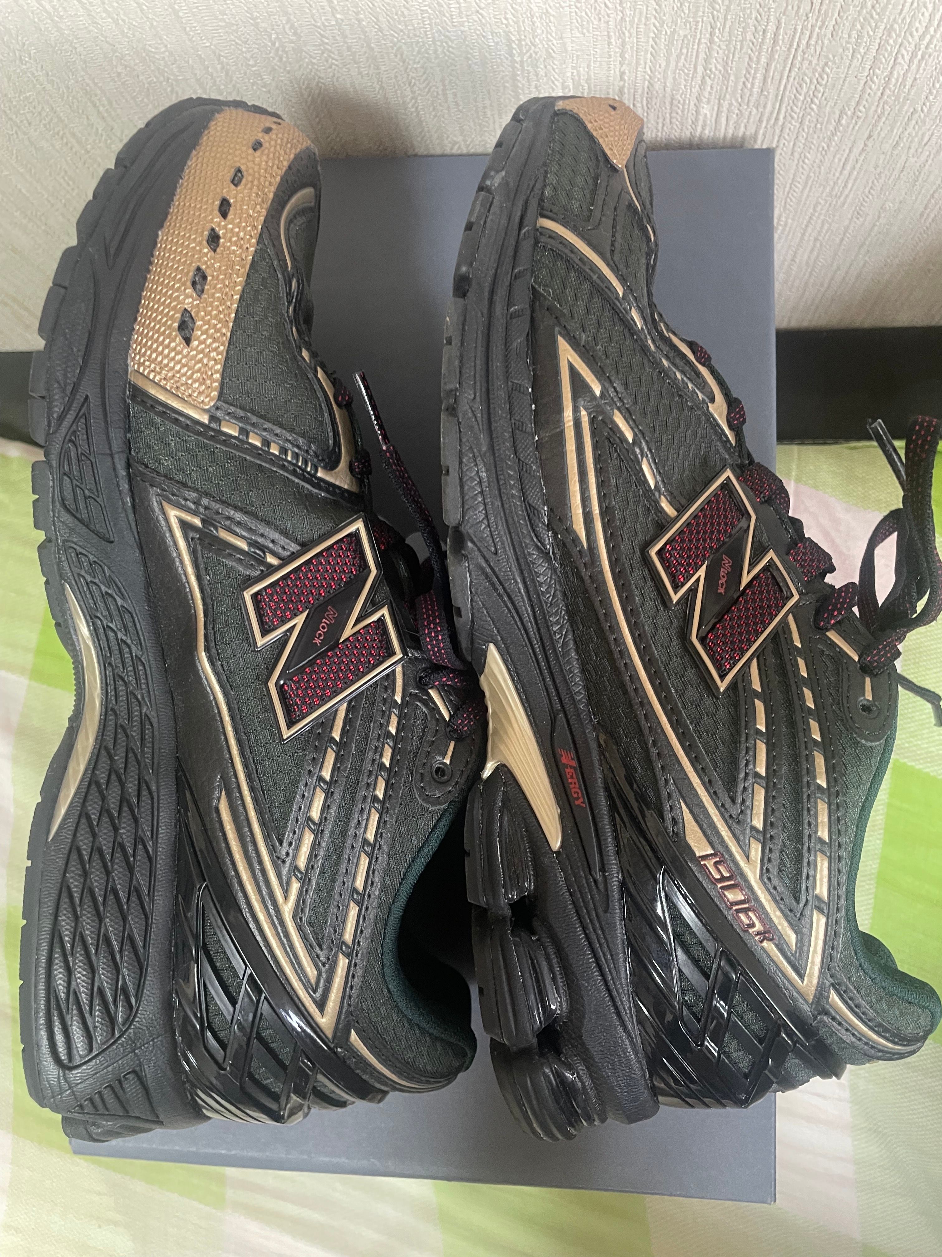 KITH × New Balance 1906R "Black/Green" M1906RKS