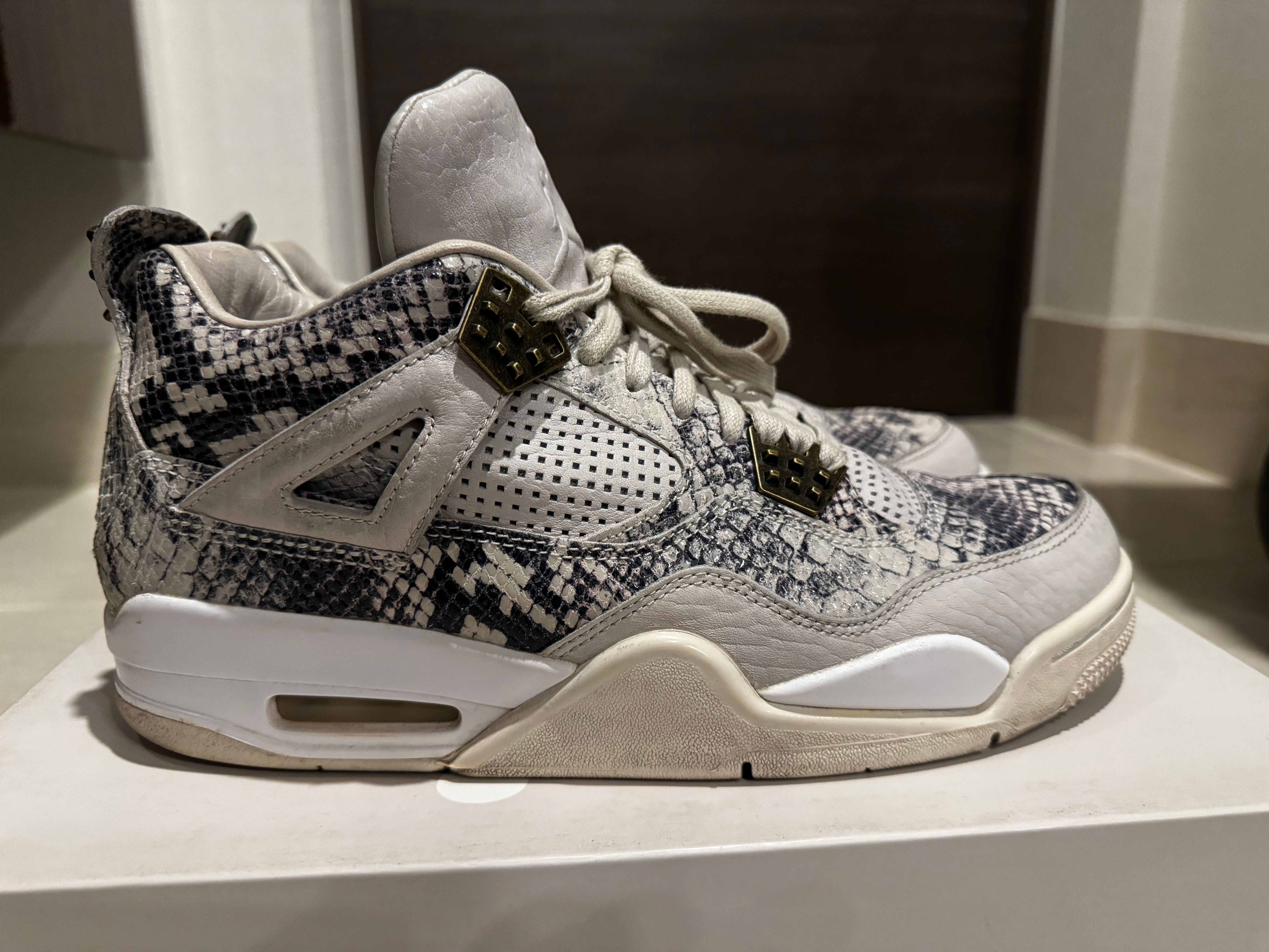 NIKE AIR JORDAN 4 RETRO "SNAKESKIN"