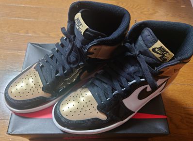 Nike Air Jordan 1 Retro High OG NRG "Gold Toe"