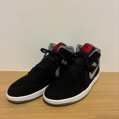 Nike Air Jordan 1 Mid "Black Particle Grey Gym Red"