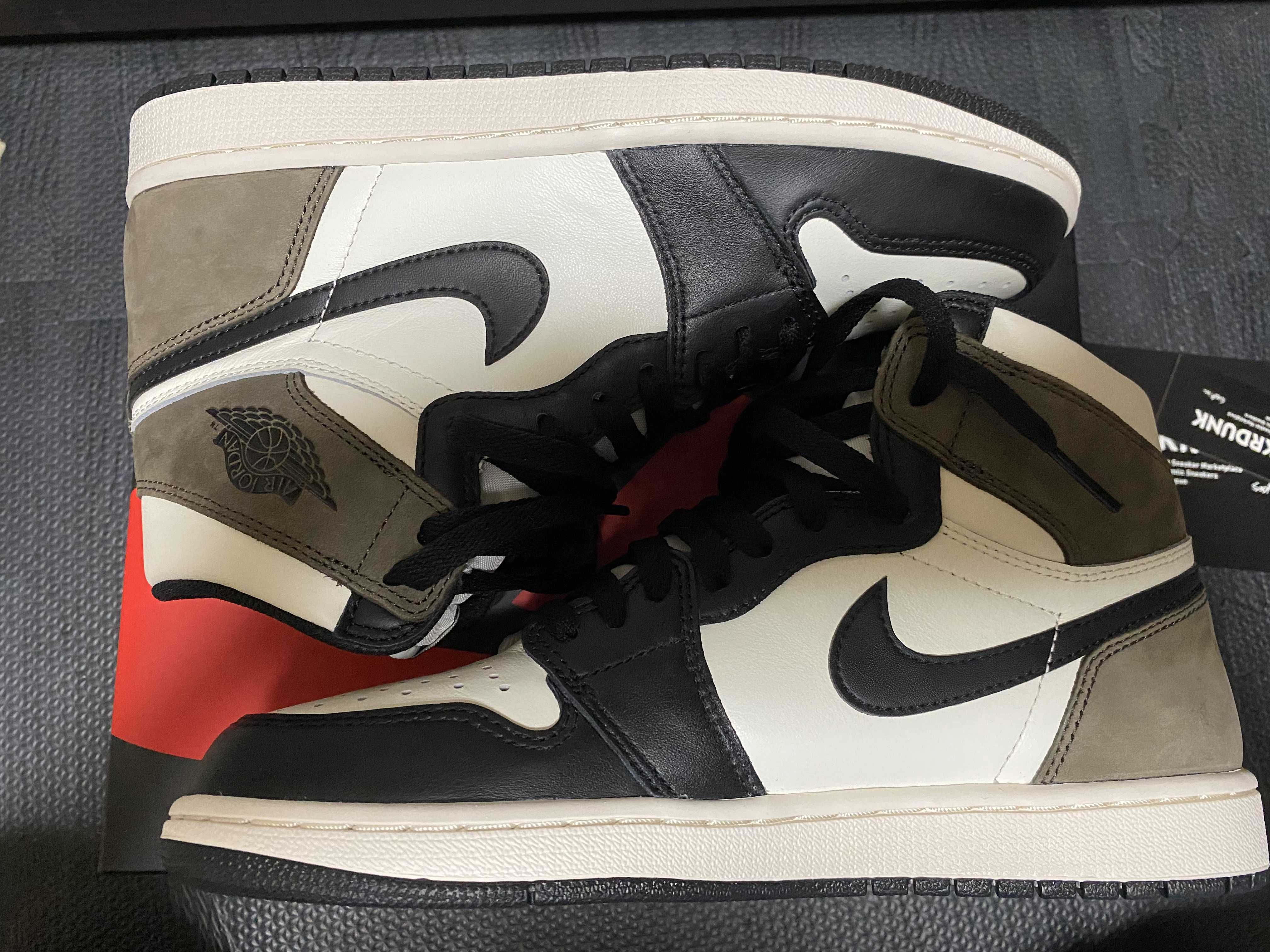 Nike Air Jordan 1 High OG "Sail/Dark Mocha/Black"