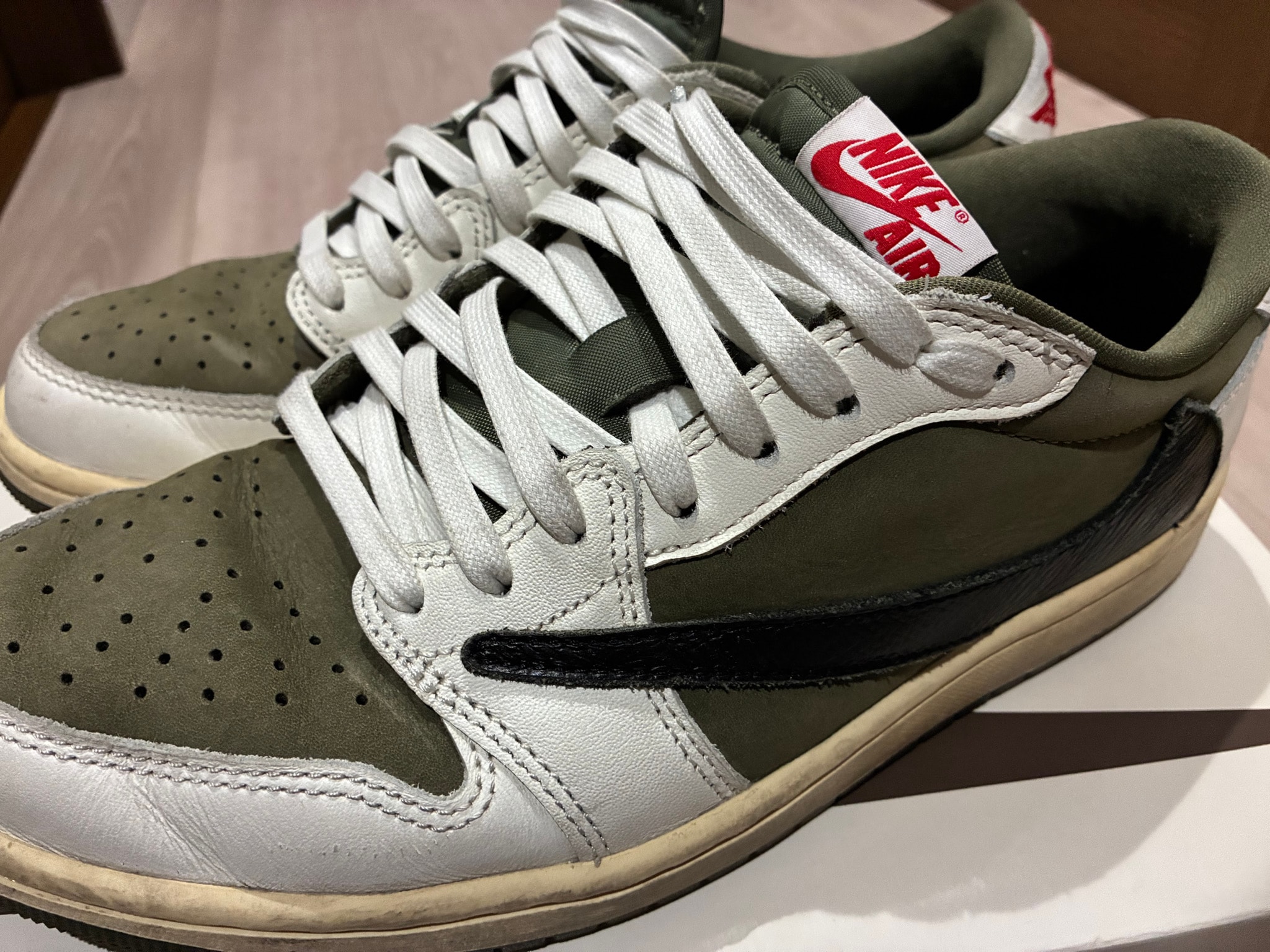 Travis Scott × Nike Air Jordan 1 Low OG SP "Reverse Olive"