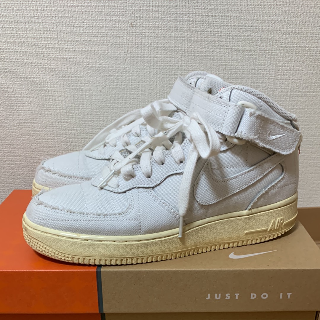 Nike Women's Air Force 1 '07 Mid LX "Summit White"