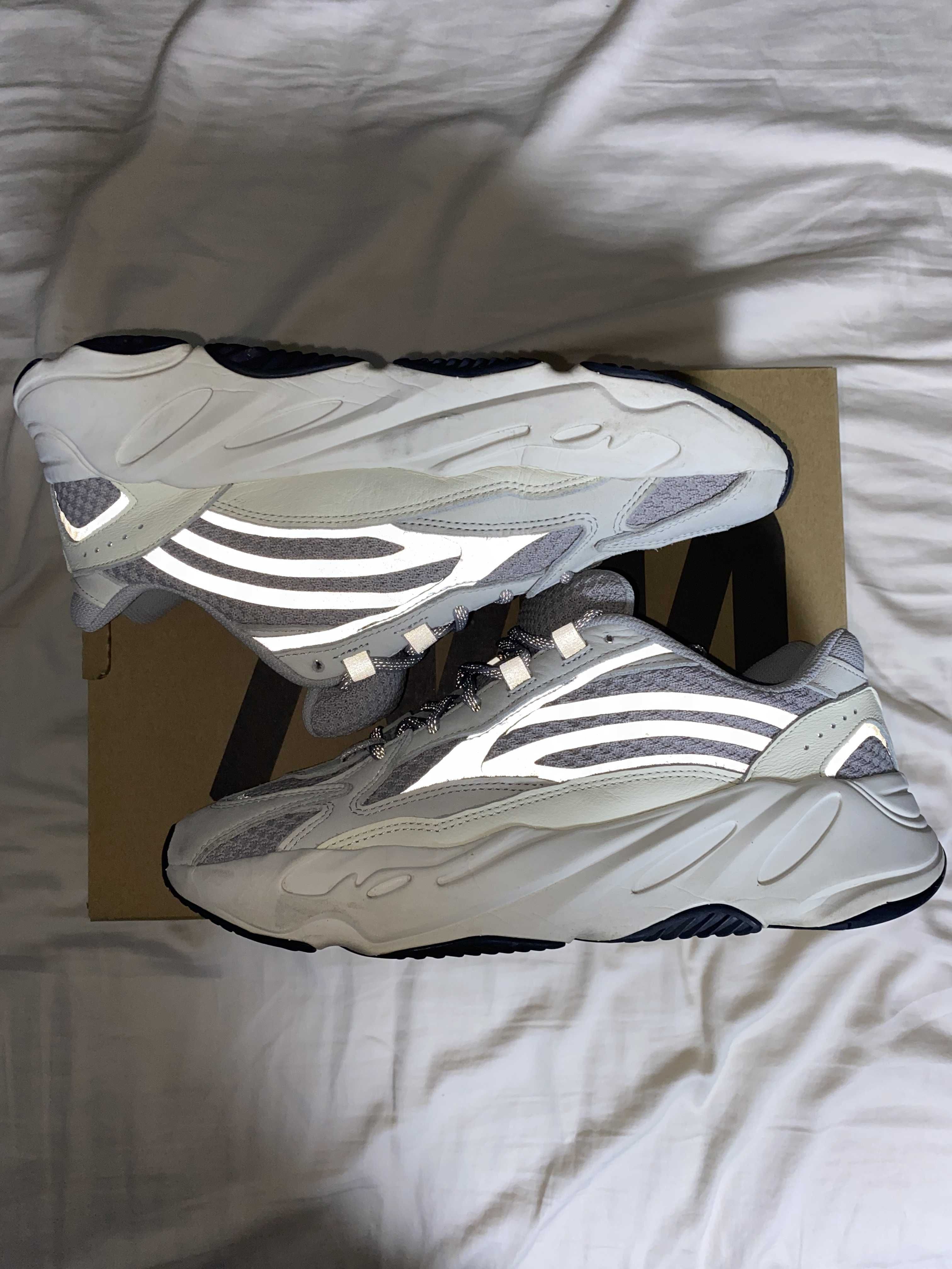 adidas YEEZY Boost 700 V2 "Static"