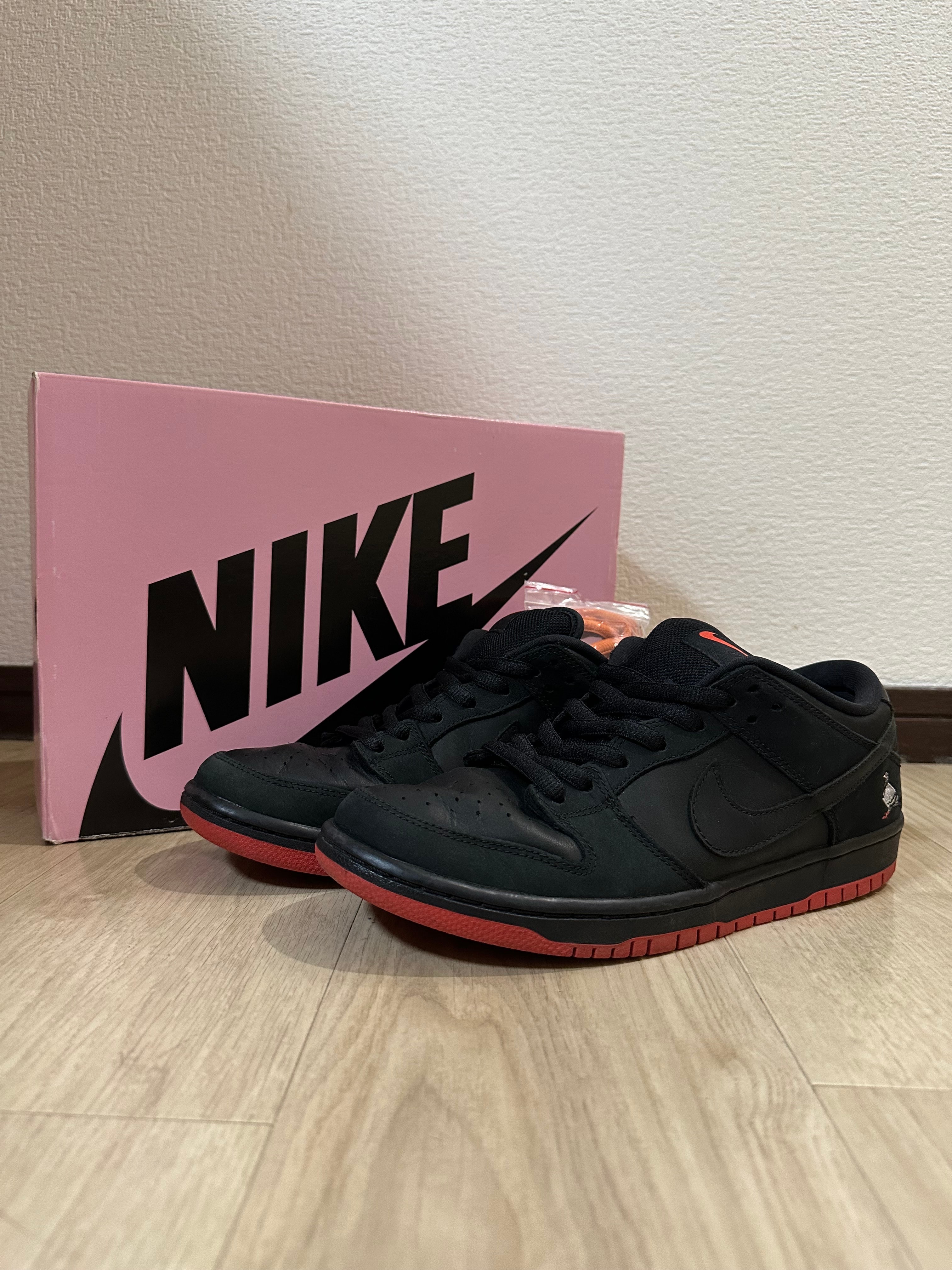 Nike SB Dunk Low TRD QS "Black Pigeon"