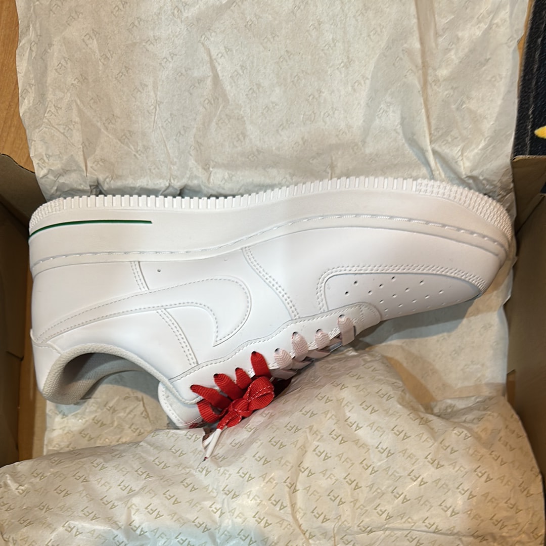 Nike Women's Air Force 1 Low '07 SE "Roses"