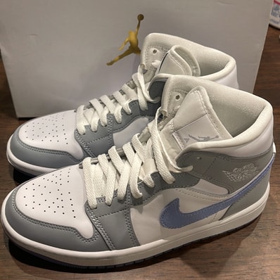 Nike Women's Air Jordan 1 Mid "Wolf Grey"