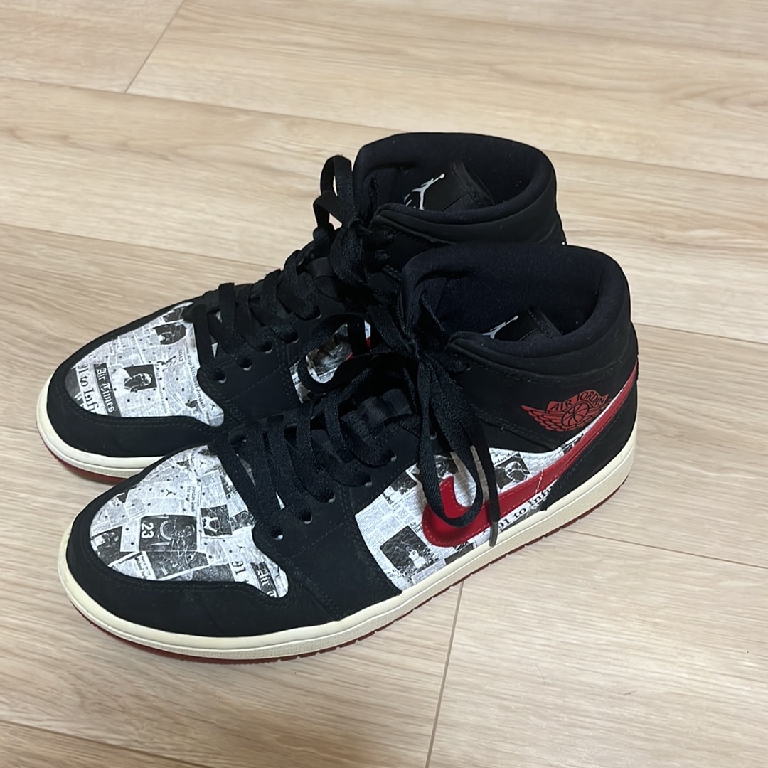 Nike Air Jordan 1 Mid "Newspaper"