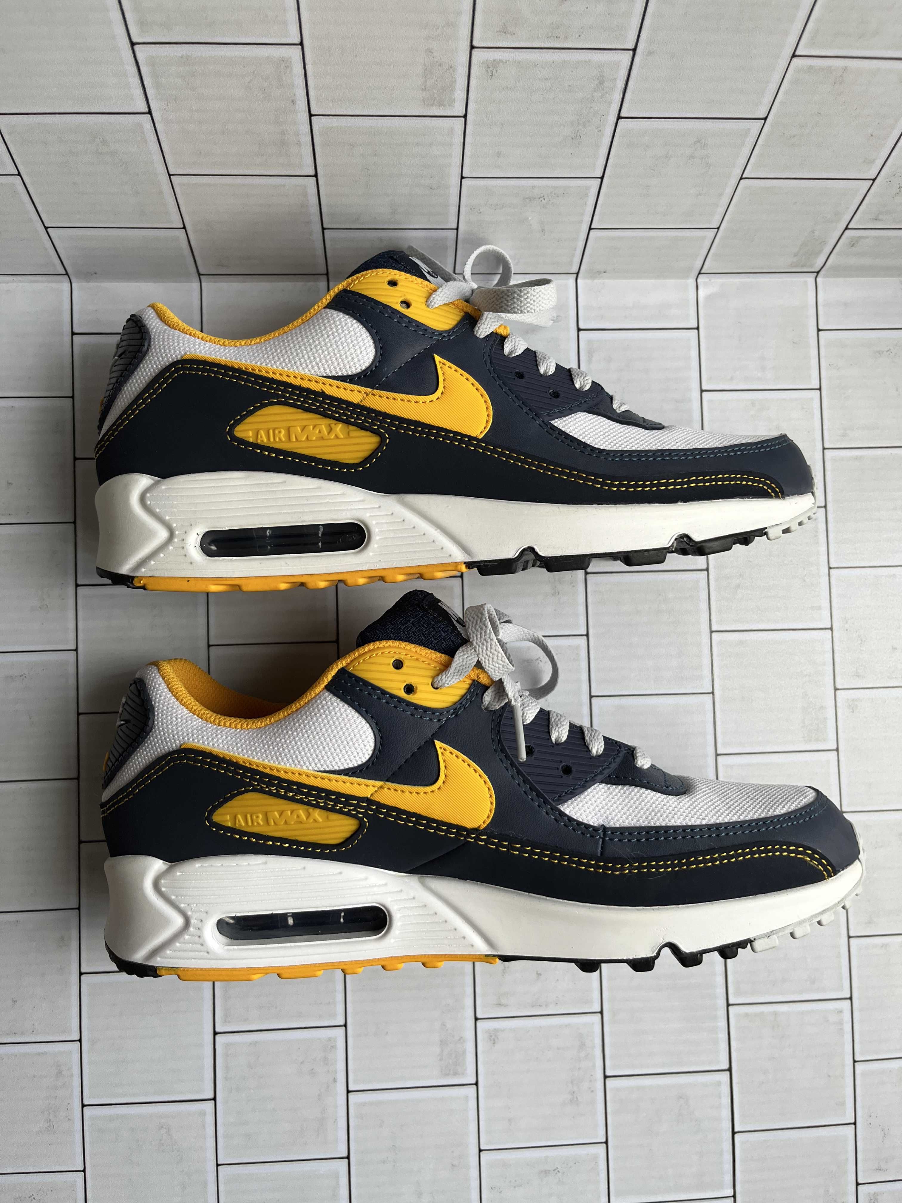 NIKE AIR MAX 90 "NAVY/GOLD"