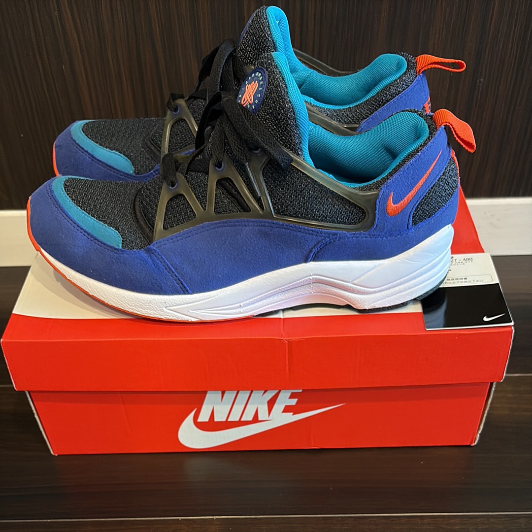 ナイキ エアハラチ ライト "ウルトラマリン"