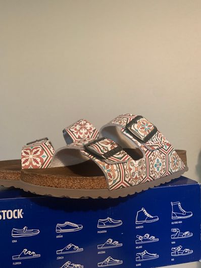 KITH × BIRKENSTOCK Arizona Birko Flor Soft Footbed "Copper Medallion"