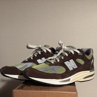 KITH × Danielle Cathari × New Balance 991V2 "Reverse Matcha"