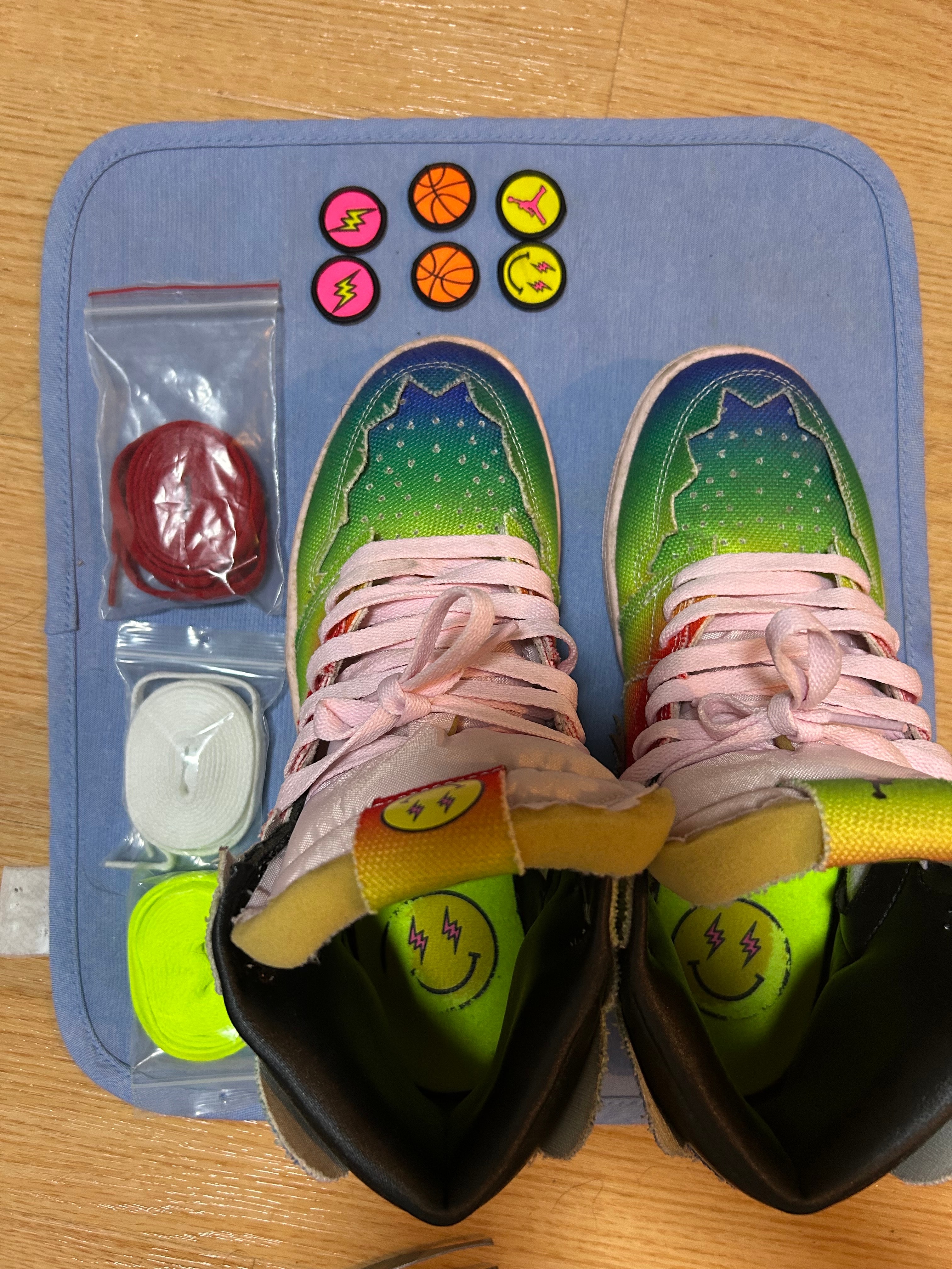 J Balvin × Nike Air Jordan 1 High OG "Rainbow"