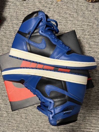 Nike Air Jordan 1 Retro High OG "Dark Marina Blue"