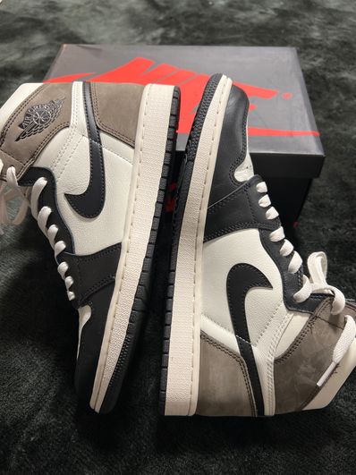 Nike Air Jordan 1 High OG "Sail/Dark Mocha/Black"