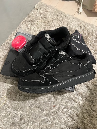 Travis Scott × Nike Air Jordan 1 Low OG SP "Black Phantom"