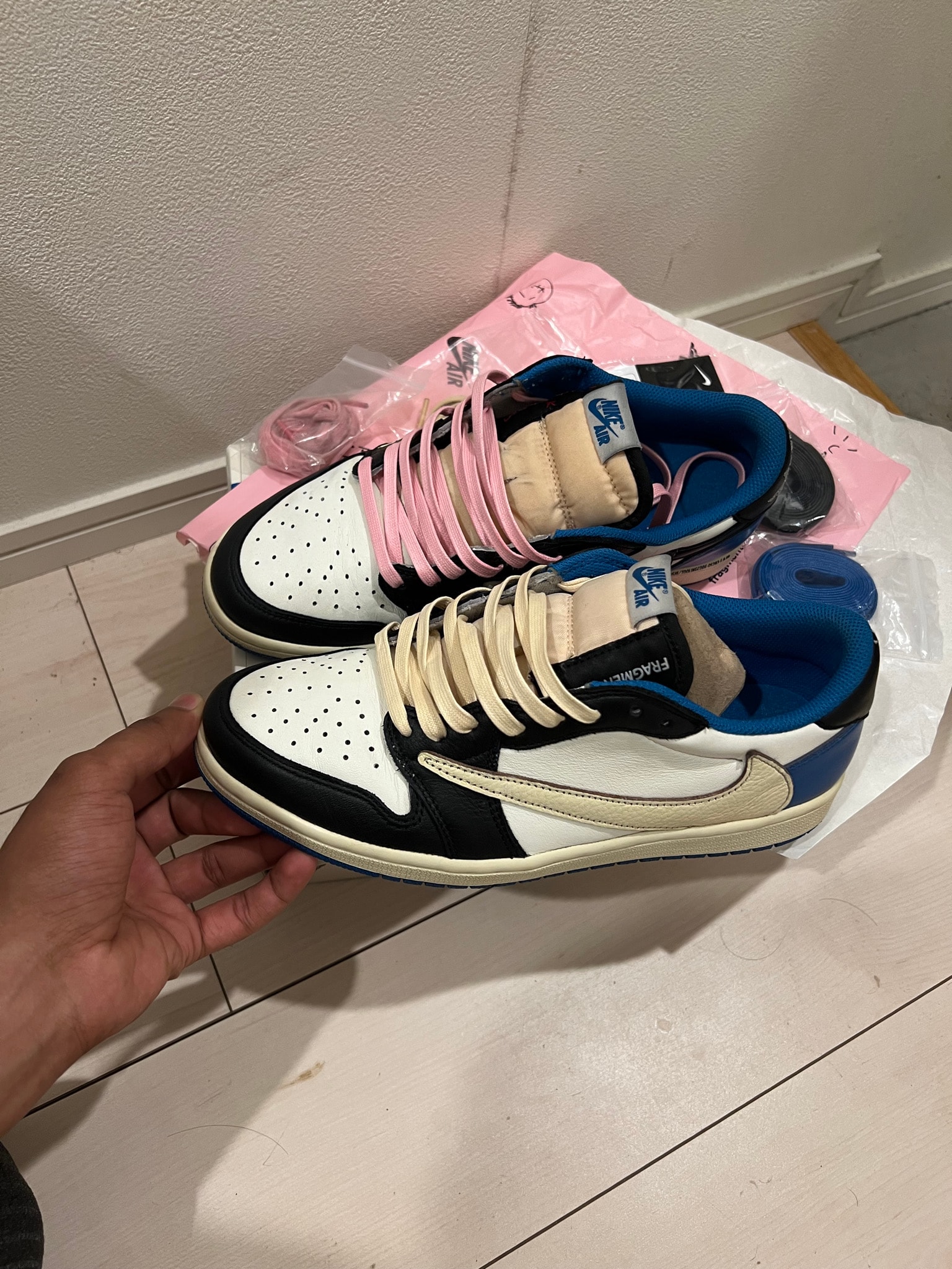 Travis Scott × fragment design × Nike Air Jordan 1 Low OG SP "Military Blue"