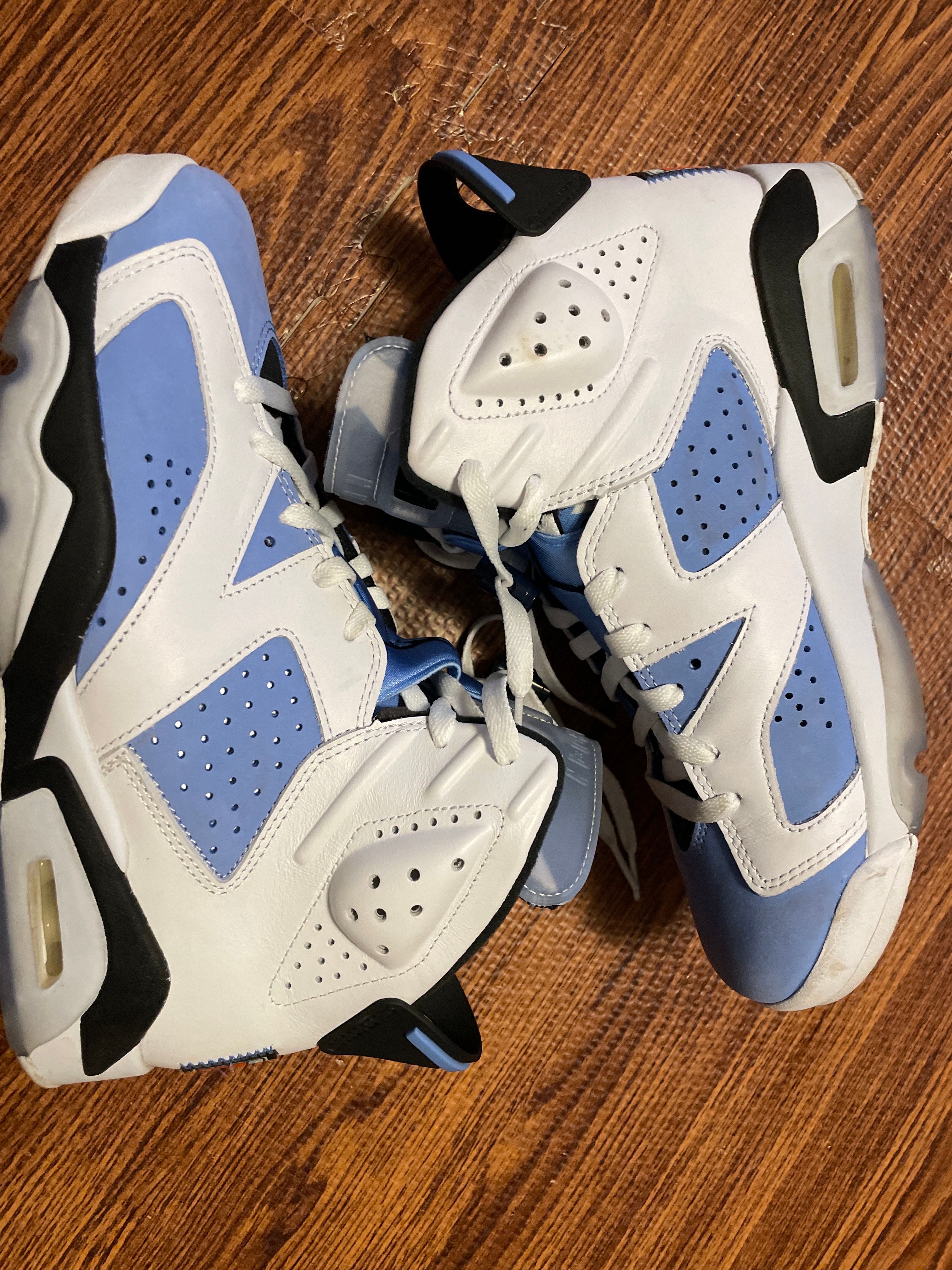 Nike Air Jordan 6 "UNC"