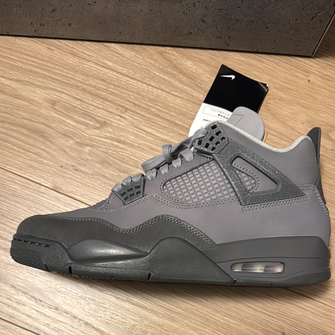 Nike Air Jordan 4 Retro SE "Wet Cement"