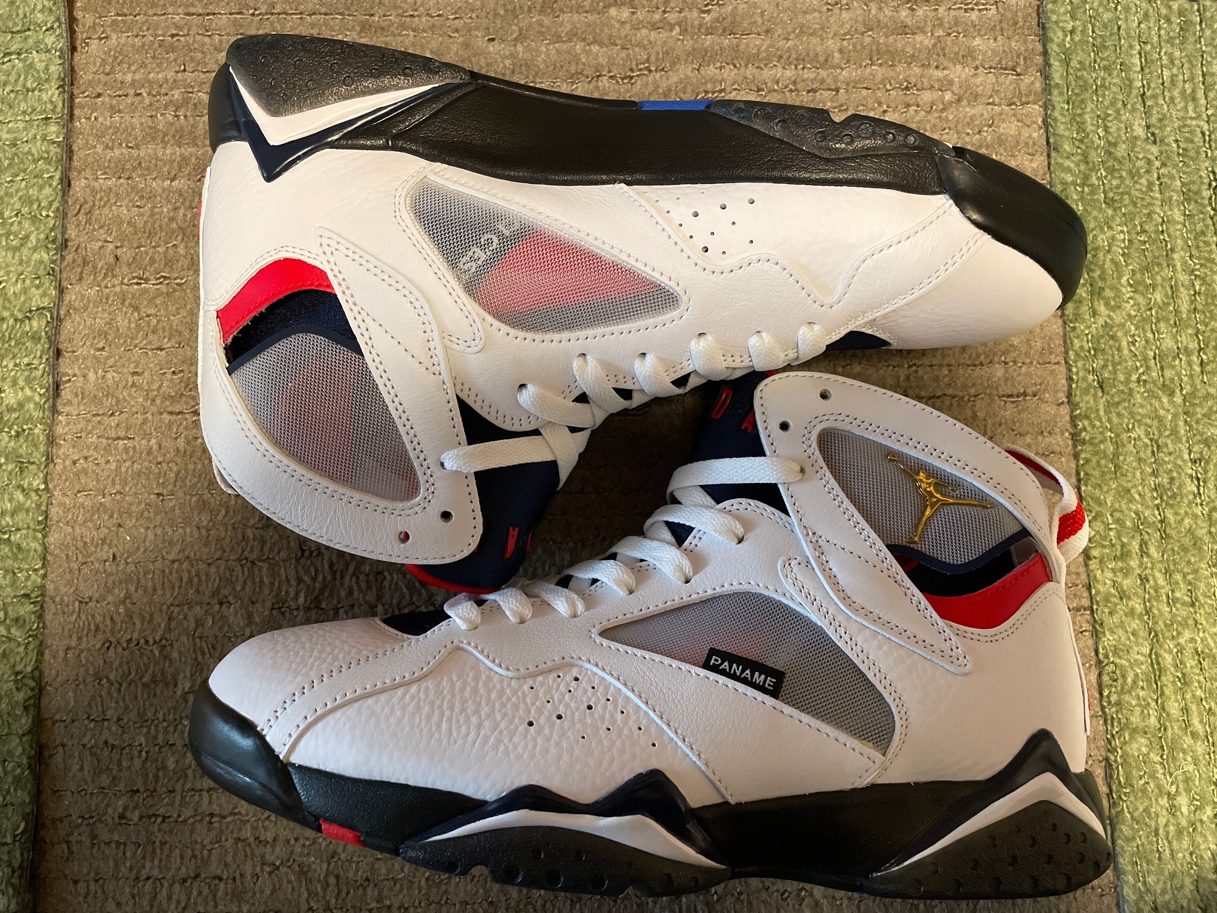 PSG × NIKE AIR JORDAN 7 RETRO "White"