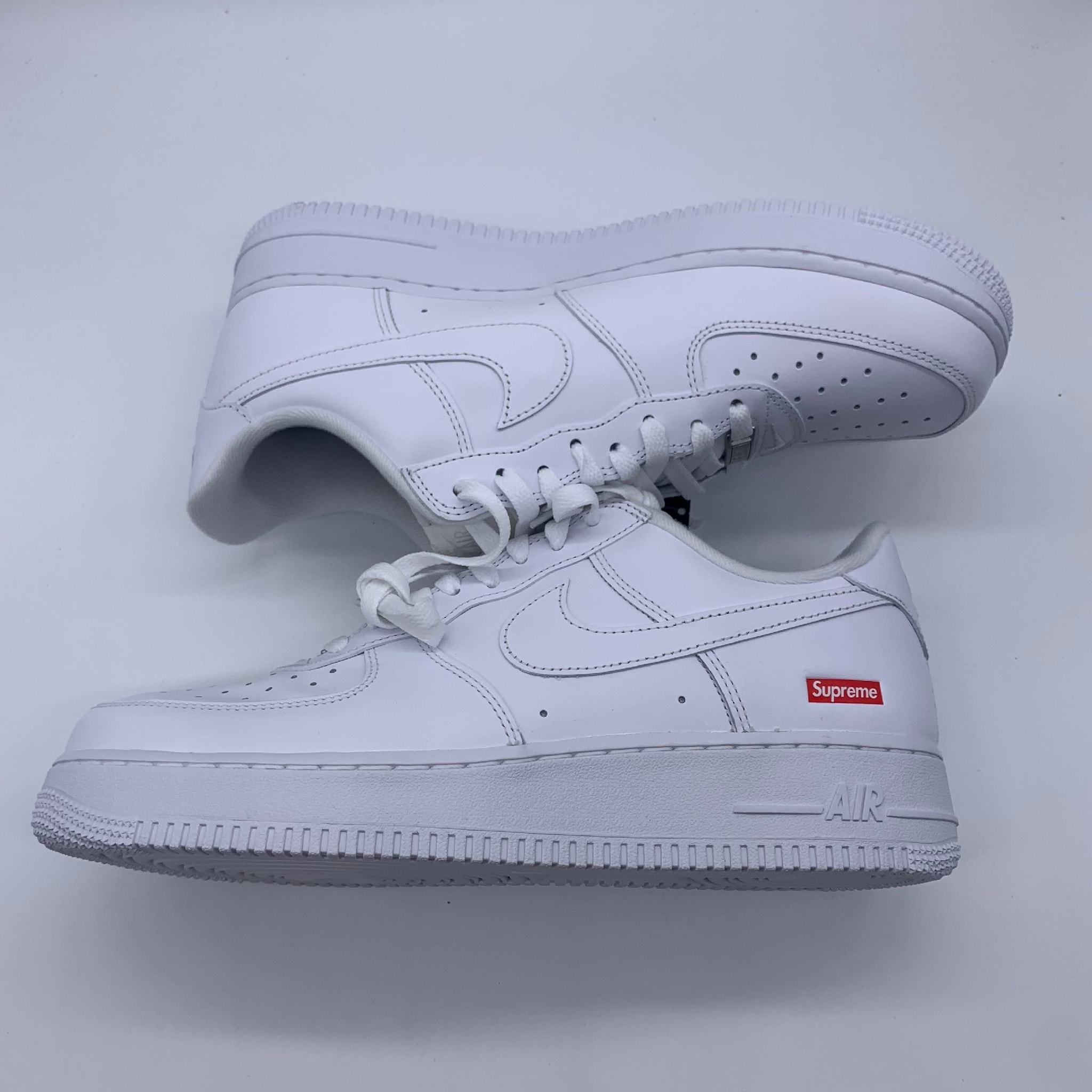 Supreme × Nike Air Force 1 Low "White"