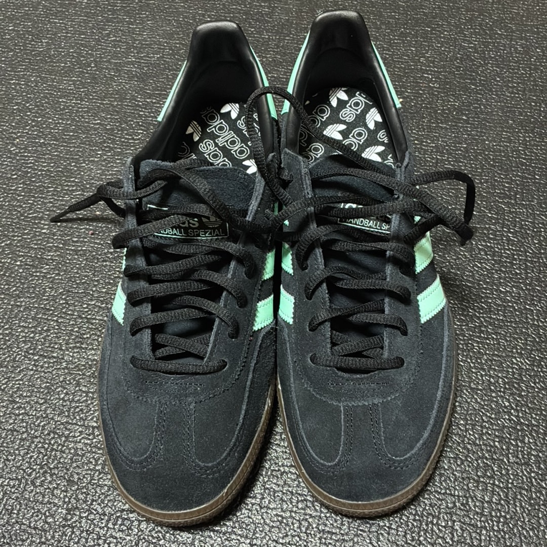 adidas Handball SPZL "Core Black/Clear Mint/Gum"