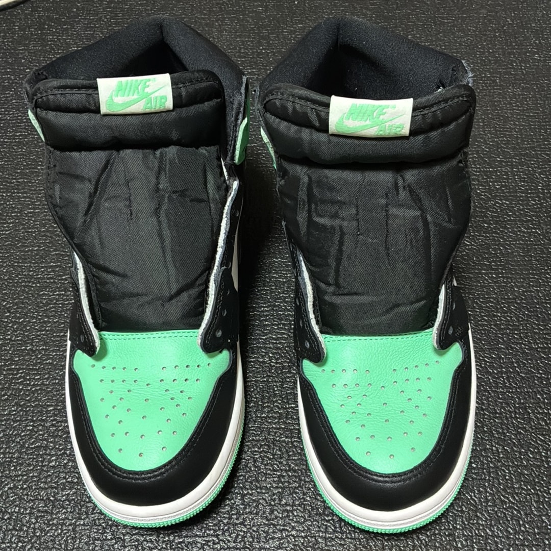Nike Air Jordan 1 High OG "Green Glow"