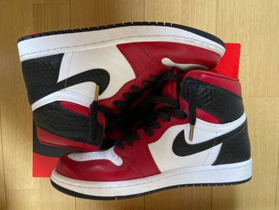 Nike Women's Air Jordan 1 High OG "Satin Red"