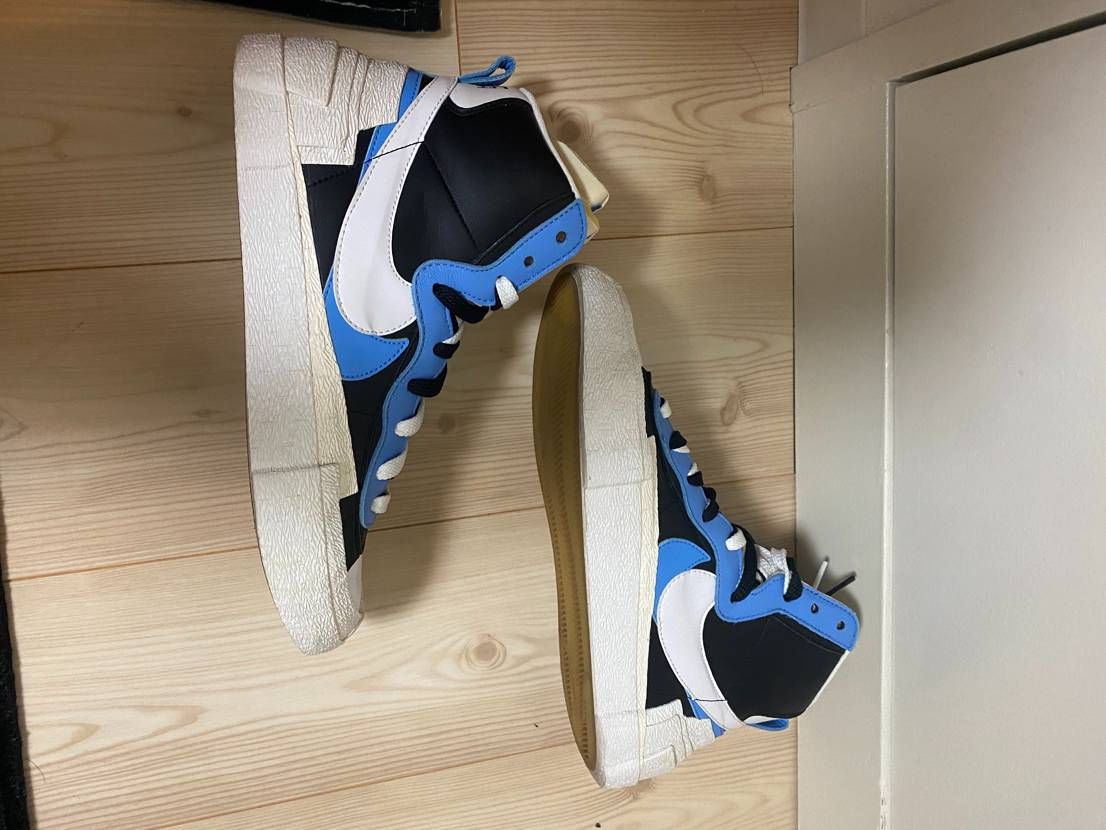 sacai × NIKE BLAZER MID "BLACK / BLUE"