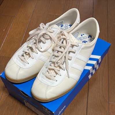 adidas London "Wonder White/Core White/Gum"