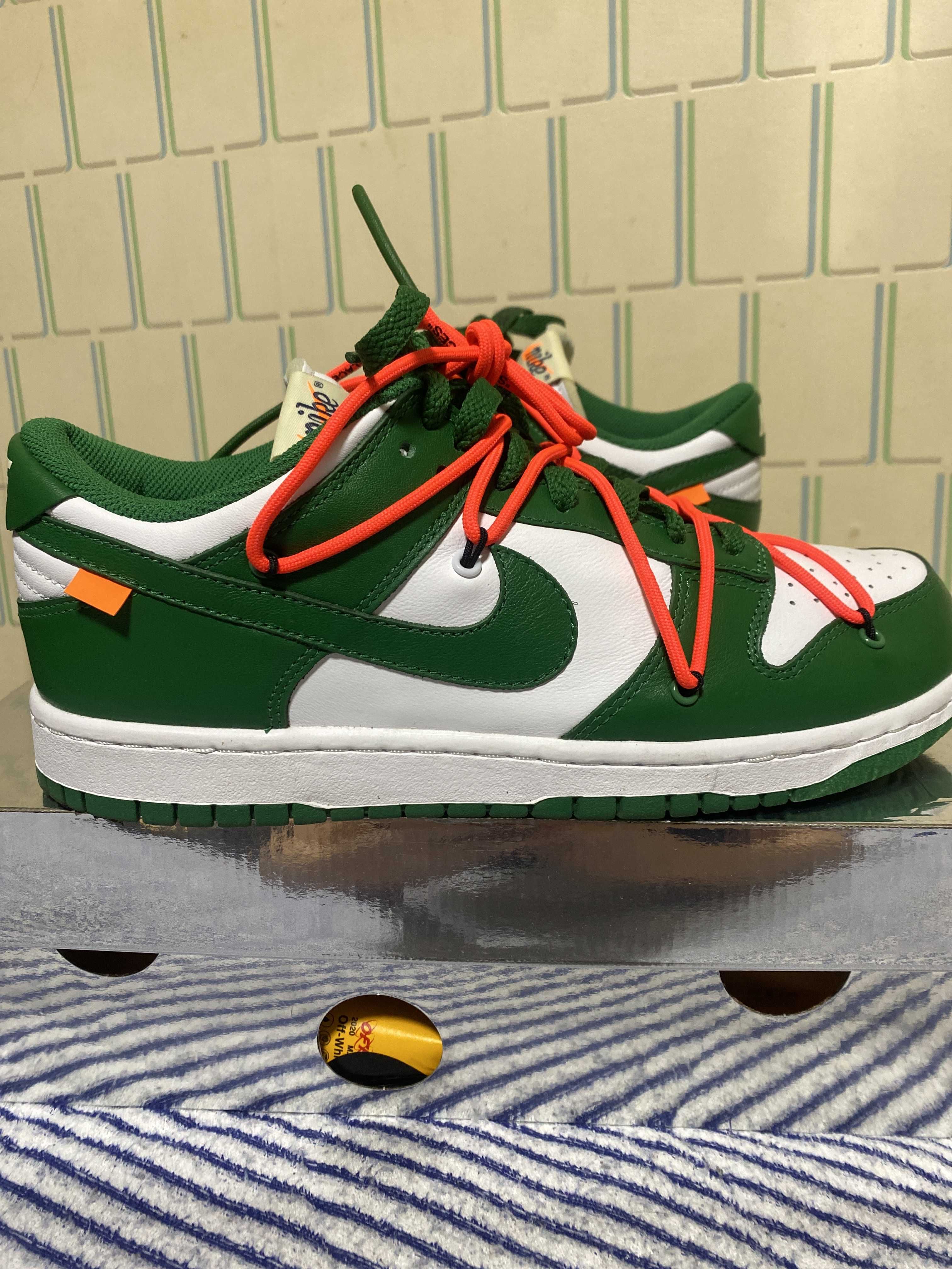 Off-White × Nike Dunk Low "White/Pine Green"