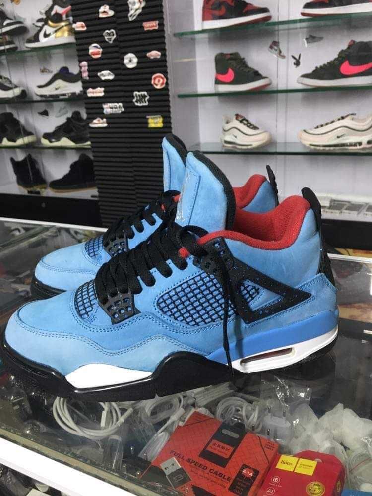 Travis Scott × Nike Air Jordan 4 Retro Cactus Jack "University Blue"