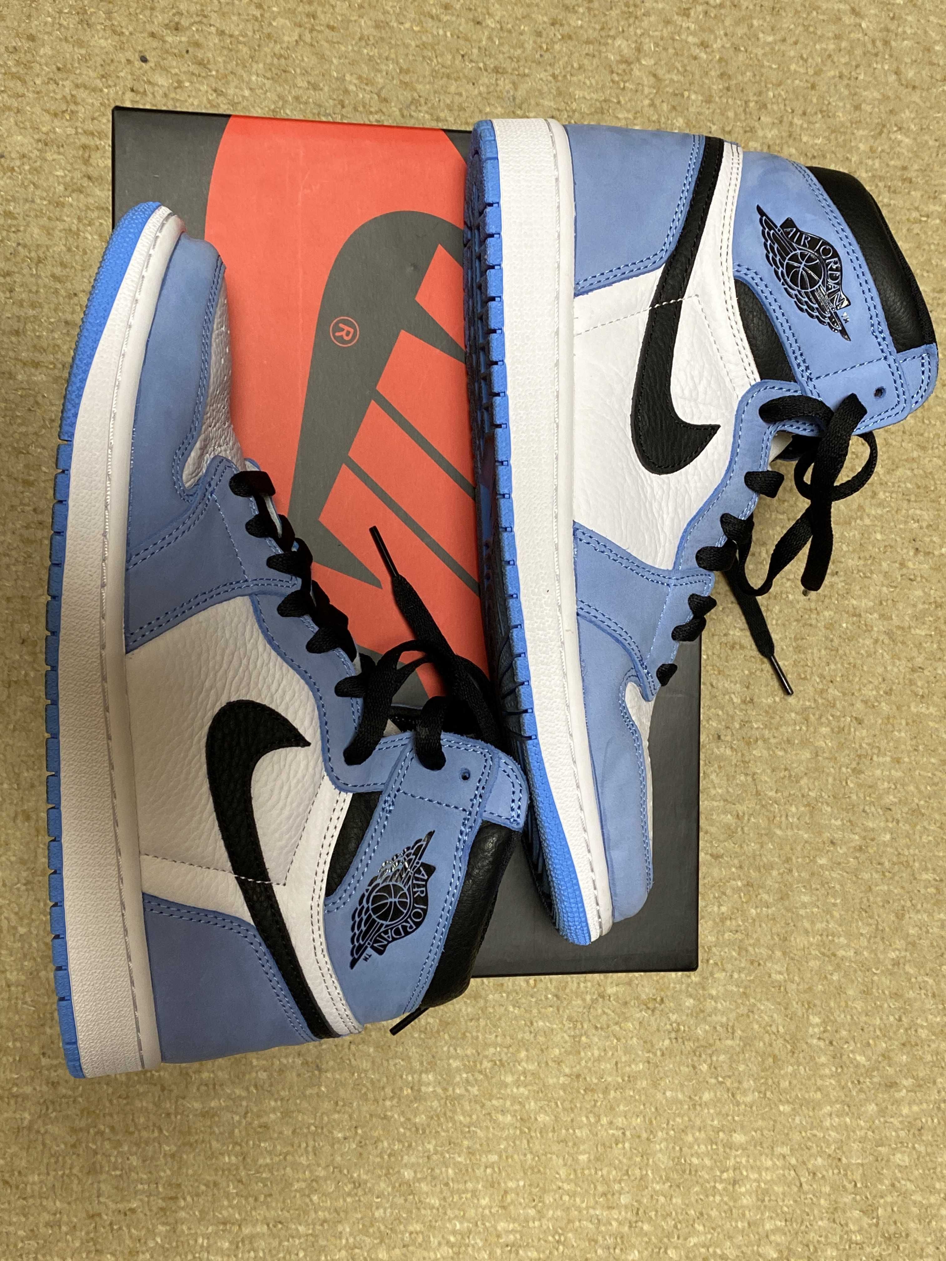 Nike Air Jordan 1 High OG "University Blue"