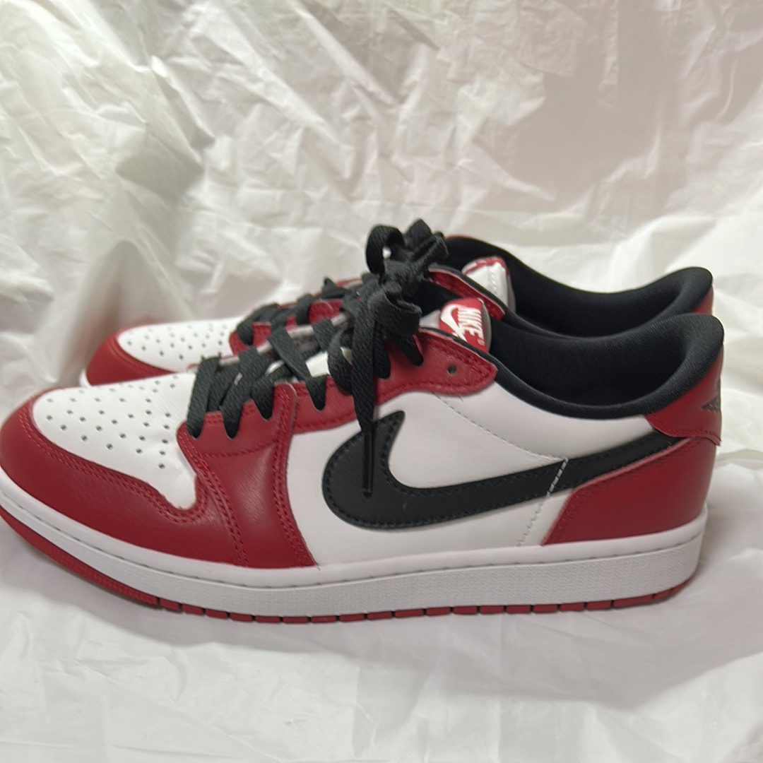 Nike Air Jordan 1 Retro Low OG "Chicago" (2025)