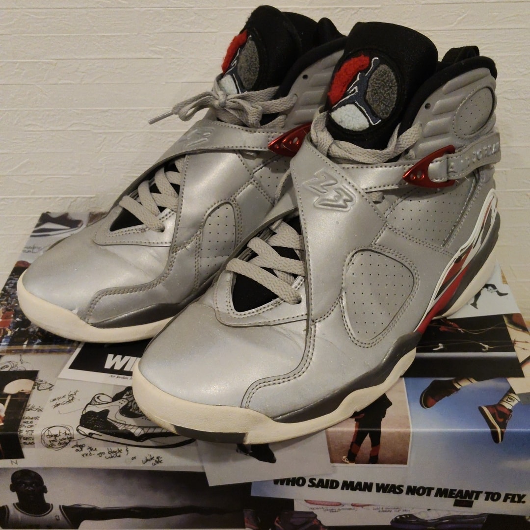Nike Air Jordan 8 Retro SP "Reflect Silver/Hyper Blue/True Red"
