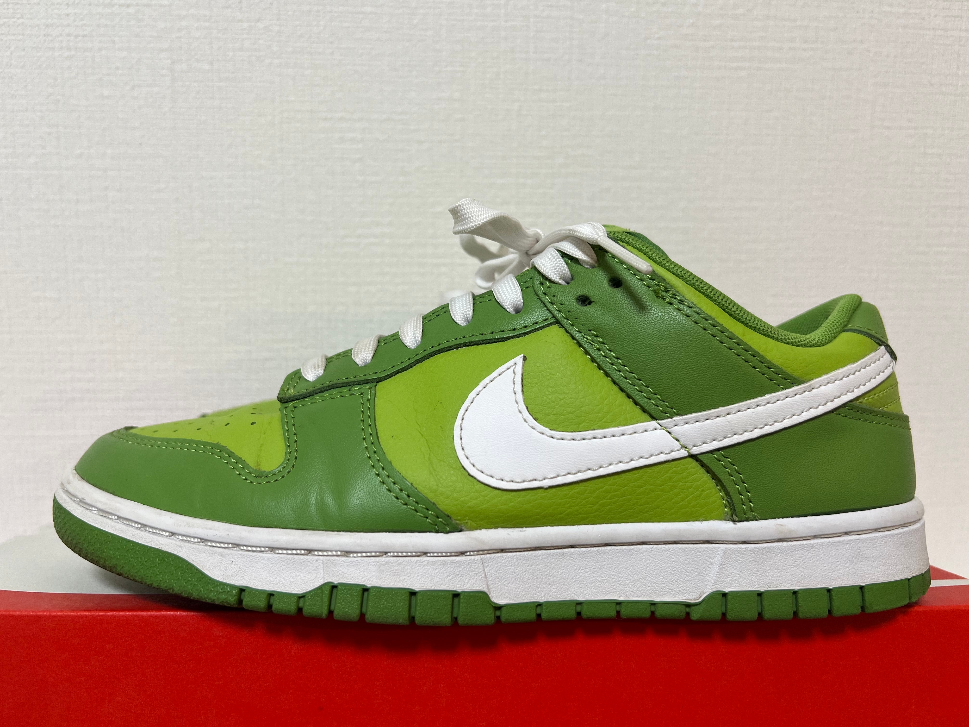 Nike Dunk Low "Chlorophyll/White/Vivid Green"