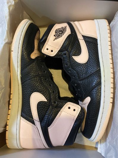 Nike Air Jordan 1 Retro High OG "Crimson Tint"